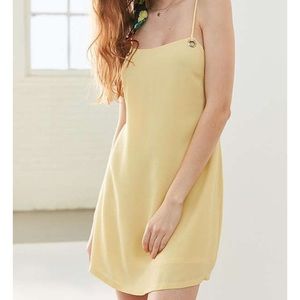 GORGEOUS YELLOW DRESS